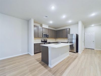 New construction Single-Family house 7716 Beckley Street, Houston, TX 77088 - photo 6 6