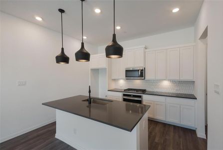 New construction Single-Family house 4324 Henderson Avenue, North Richland Hills, TX 76180 - photo 7 7