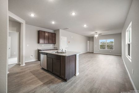 New construction Single-Family house 3465 Canyon Ridge, Seguin, TX 78155 RC Somerville- photo 4 4