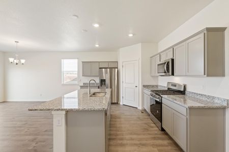 New construction Single-Family house 4725 Antler Way, Johnstown, CO 80534 - photo 21 21