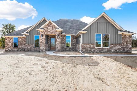 New construction Single-Family house 1049 Silver Sage Trail, Weatherford, TX 76085 - photo 0 0