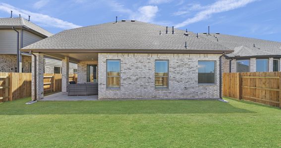 New construction Single-Family house 10022 Goliad Dr, Mont Belvieu, TX 77523 - photo 5 5