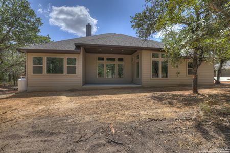New construction Single-Family house 201 Timber Place, La Vernia, TX 78121 Plan 2568 - photo 17 17