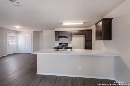 New construction Single-Family house 3719 Poteet Place, San Antonio, TX 78211 Rosedale- photo 5 5