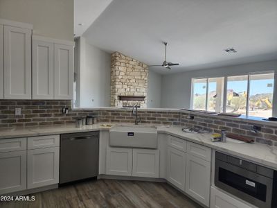 New construction Single-Family house 2223 W Marita Street, Queen Creek, AZ 85144 - photo 5 5