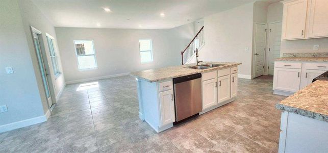 New construction Single-Family house 2355 Friendly Confines Loop, Davenport, FL 33837 2405- photo 15 15