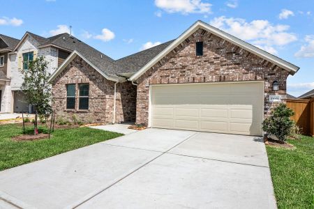 New construction Single-Family house 9912 Cavelier Canyon Court, Montgomery, TX 77316 - photo 0 0