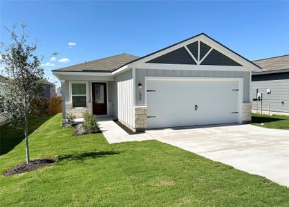 New construction Single-Family house 133 Captain Dooley Ln, Jarrell, TX 76537 Hawthorne- photo 0