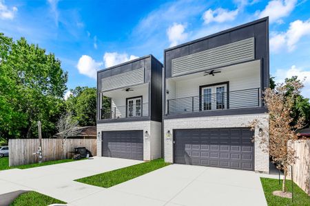 New construction Single-Family house 3829 Seabrook Street, Houston, TX 77021 - photo 1 1