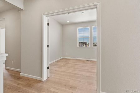 New construction Single-Family house 3558 N Duquesne Drive, Aurora, CO 80019 Sand Dune - with Basement- photo 28 28