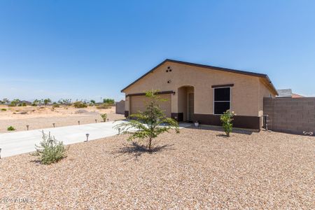 New construction Single-Family house 11047 W Loma Vista Drive, Arizona City, AZ 85123 - photo 4 4