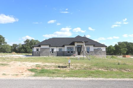 New construction Single-Family house 128 Hondo Ridge, La Vernia, TX 78121 - photo 0 0