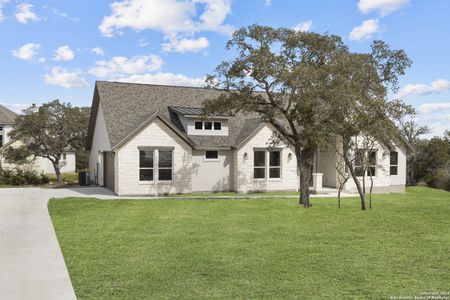 New construction Single-Family house 864 Rayner Ranch, Spring Branch, TX 78070 - photo 15 15