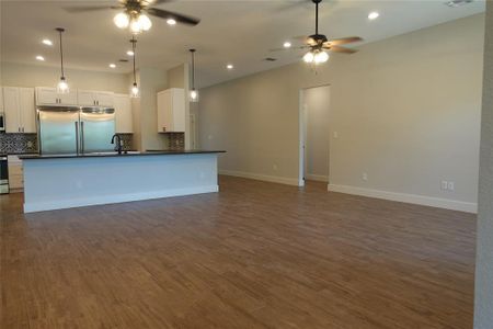 New construction Single-Family house 2510 Lakeridge Drive, Granbury, TX 76048 - photo 7 7