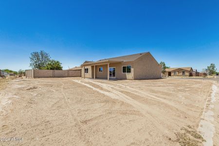 New construction Single-Family house 10155 W Heather Drive, Arizona City, AZ 85123 - photo 28 28