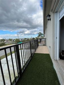 New construction Townhouse house 789 Se 16Th Ct, Homestead, FL 33034 - photo 21 21