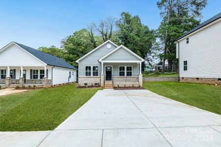 New construction Single-Family house 602 Meadow Avenue, Spencer, NC 28144 - photo 0