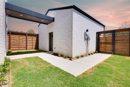 New construction Single-Family house 3313 Walchard Court, Dallas, TX 75229 - photo 30 30