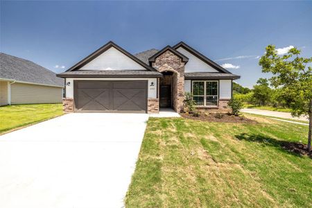 New construction Single-Family house 102 Clover Circle, Weatherford, TX 76086 - photo 35 35