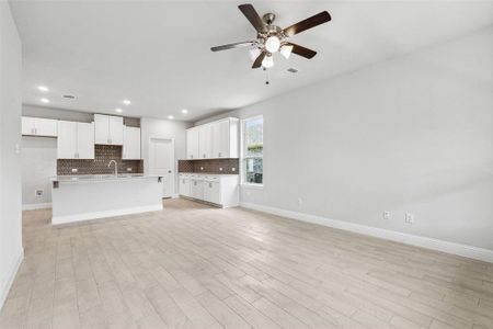 New construction Single-Family house 1314 Middlebrooks Drive, Forney, TX 75126 Aurora - L- photo 6 6
