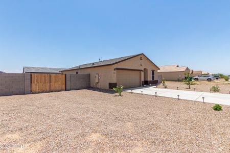 New construction Single-Family house 11047 W Loma Vista Drive, Arizona City, AZ 85123 - photo 6 6