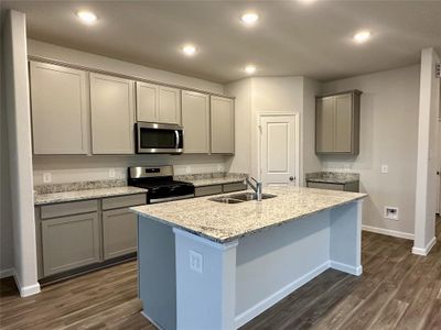 New construction Single-Family house 11916 Whirlaway Drive, Willis, TX 77318 HAMPTON- photo 2 2