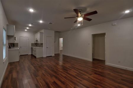 New construction Single-Family house 147 Mohican Trail, Mabank, TX 75156 - photo 3 3