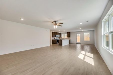 New construction Single-Family house 632 Quail Meadows Drive, Cleburne, TX 76031 Redwood R- photo 3 3
