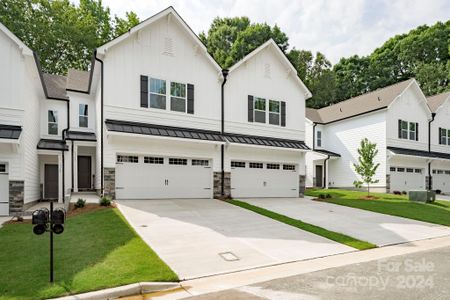 New construction Townhouse house 19751 Feriba Place, Cornelius, NC 28031 - photo 0