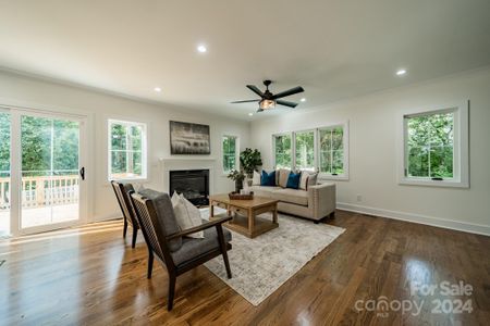 New construction Single-Family house 3200 E Ford Road, Charlotte, NC 28205 - photo 8 8