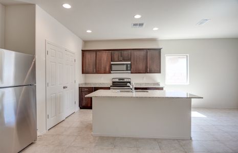 New construction Single-Family house 10842 West Chipman Road, Tolleson, AZ 85353 - photo 1 1