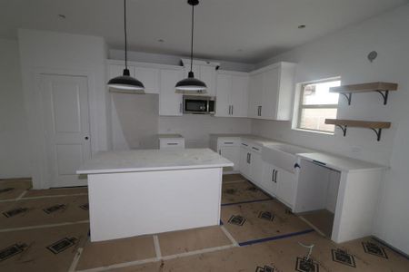 New construction Single-Family house 532 Brook View Drive, Van Alstyne, TX 75495 Honeysuckle II- photo 4 4