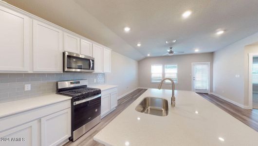 New construction Single-Family house 1661 W Stradling Avenue, Apache Junction, AZ 85120 - photo 3 3