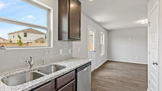 New construction Single-Family house 2459 Applewhite Meadows, San Antonio, TX 78224 - photo 9 9