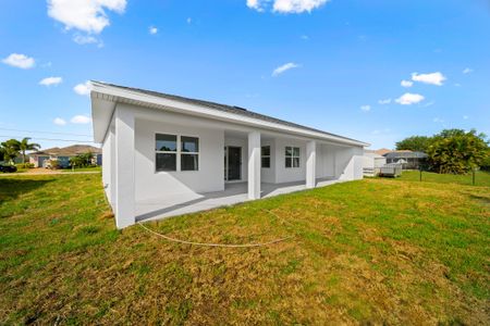 New construction Single-Family house 5813 Nw Dooley Circle, Port Saint Lucie, FL 34986 - photo 34 34