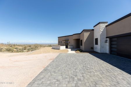New construction Single-Family house 3039 W Foxtrot Trail, Queen Creek, AZ 85144 - photo 5 5