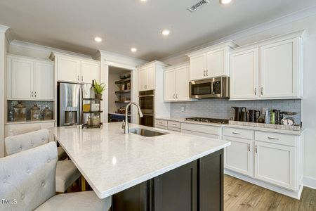 New construction Single-Family house 1404 Black Spruce Way, Unit Lot 001, Willow Spring, NC 27592 - photo