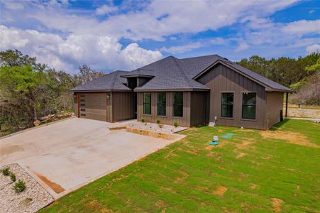 New construction Single-Family house 5117 Waterfield Drive, Granbury, TX 76048 - photo 5 5