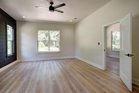 New construction Single-Family house 251 Pine View Loop, Bastrop, TX 78602 - photo 23 23