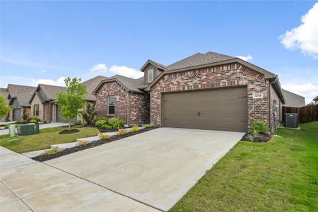 Deberry Reserve by Lillian Custom Homes in Royse City - photo