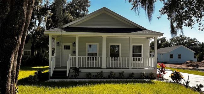 New construction Single-Family house 710 N Thomas Street, Plant City, FL 33563 - photo 0