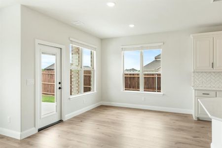 New construction Single-Family house 153 Creekside Drive, Sanger, TX 76266 Dewberry III- photo 16 16