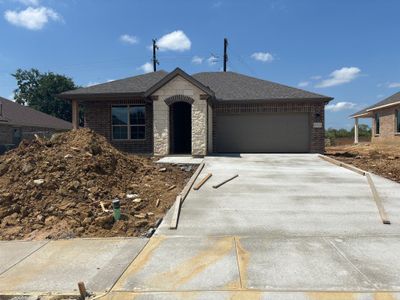 New construction Single-Family house 3513 Austin Street, Gainesville, TX 76240 Basswood- photo 62 62