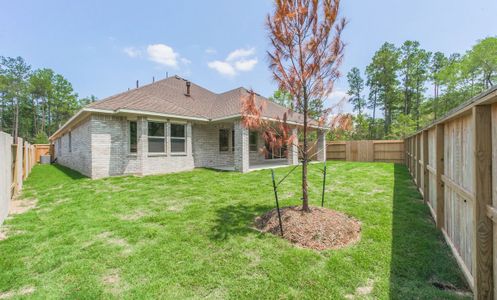 New construction Single-Family house 16114 Rustling Woods Rd, Conroe, TX 77302 Plan 5029 Exterior B- photo 18 18