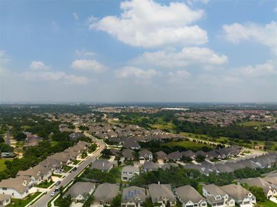 New construction Single-Family house 145 Eagle Pass Trl, Georgetown, TX 78628 - photo 39 39