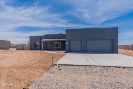 New construction Single-Family house 23014 W Peakview Road, Wittmann, AZ 85361 - photo 38 38