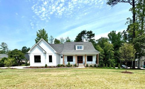 New construction Single-Family house 2411 Callaghan Court, Landis, NC 28088 Custom Plan 2612- photo 0