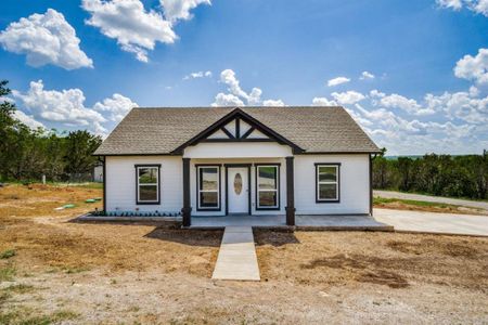 New construction Single-Family house 3000 Park Drive, Granbury, TX 76048 - photo 0 0