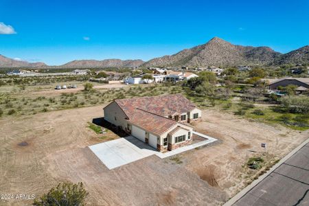 New construction Single-Family house 9780 W Vista Bonito Drive, Casa Grande, AZ 85194 - photo 3 3