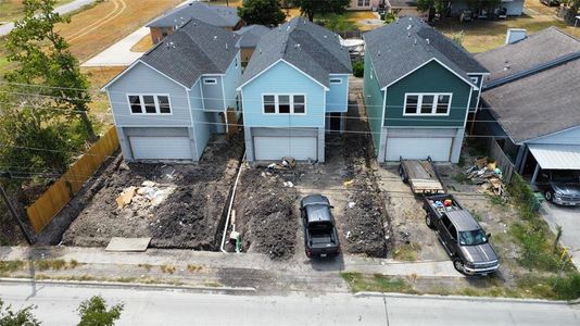 New construction Single-Family house 8628 Scott Street, Houston, TX 77051 - photo 3 3